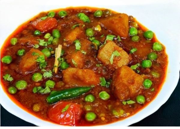 Aalu matar ki sabji